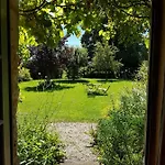 Le Bourgis Nocleg ze śniadaniem La Chapelle-Montligeon
