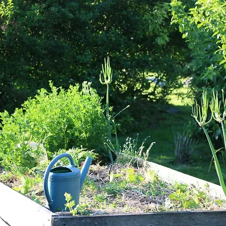 Le Bourgis Bed & Breakfast